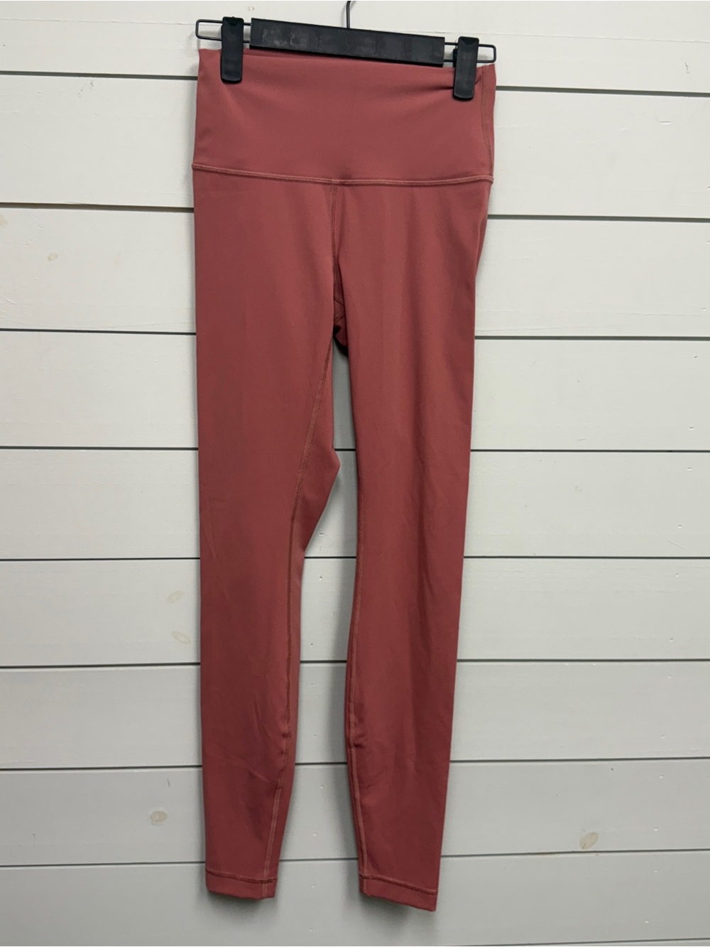 Lululemon wunder under HR leggings 28” brier rose women’s size 4